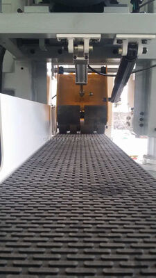 কেনা সর্বোচ্চ কাটিং প্রস্থ 800 মিমি কাঠের কাজ করার জন্য স্লাইডিং টেবিল করাত, যার কাত করার অ্যাঙ্গেল করাত ব্লেড 0 থেকে 45 ডিগ্রী এবং টেবিলের কাত নেগেটিভ 45 থেকে 45 ডিগ্রী অনলাইনে উৎপাদন